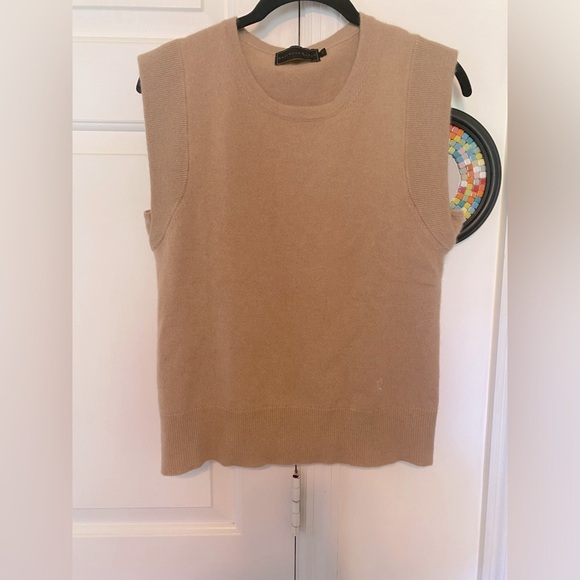 Knitwear Queen cashmere tank - Picture 1 of 13